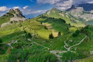 Berglandschaft in der Schweiz – Symbolbild für persönliche Finanzberatung in Wil SG